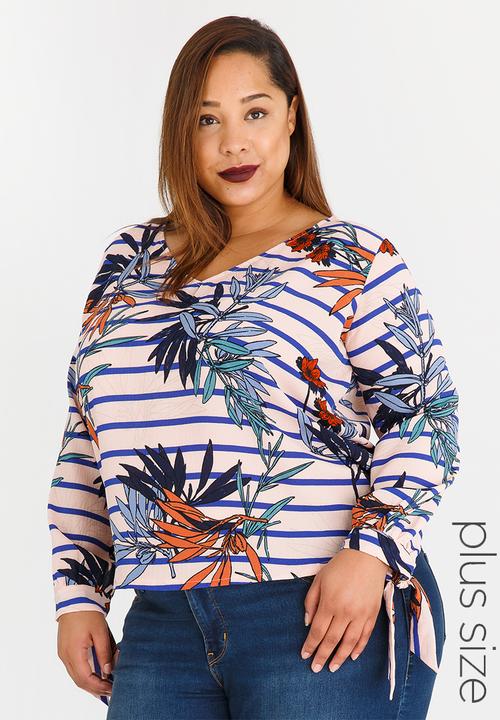 STYLE REPUBLIC PLUS - Sleeve Tie Detail Blouse Multi-colour