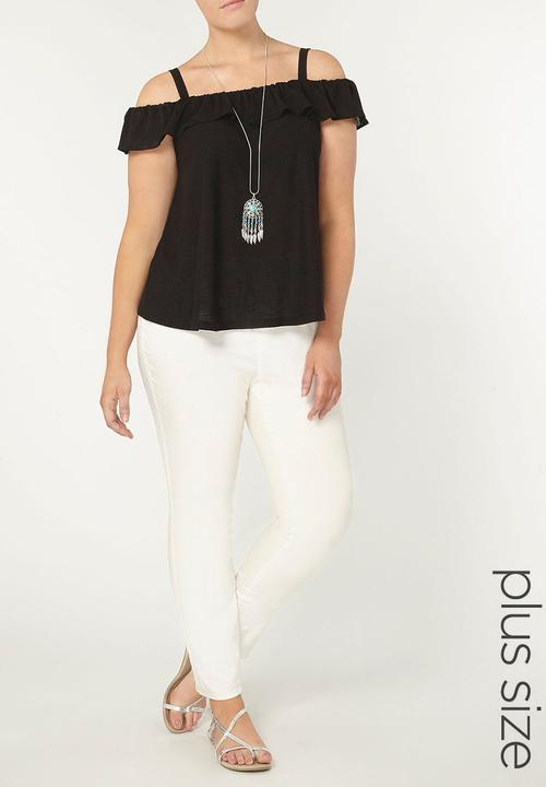 EVANS - Ruffle Bardot Top Black