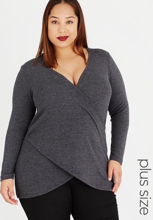 STYLE REPUBLIC PLUS - Wrap Top Charcoal