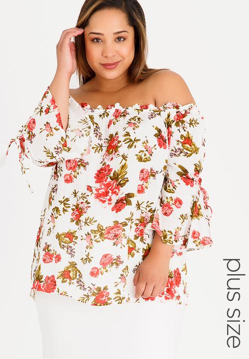 STYLE REPUBLIC PLUS - Bardot Tunic with Sleeve Detail Floral