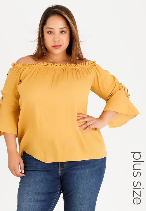 STYLE REPUBLIC PLUS - Bardot Tunic with Sleeve Detail Yellow
