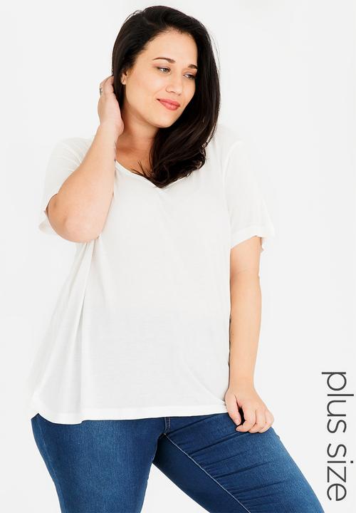 Brave Soul - Perrie Scoop Neck T-shirt Cream