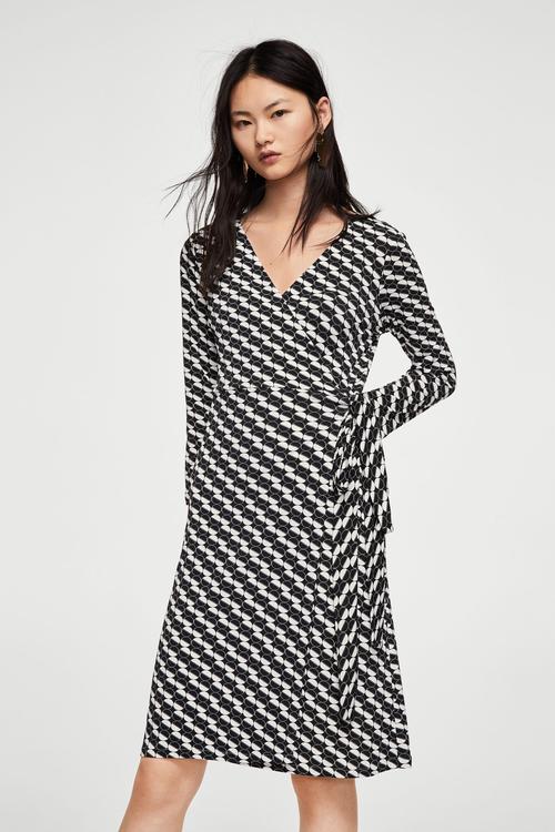 Wrap polka-dot dress - black