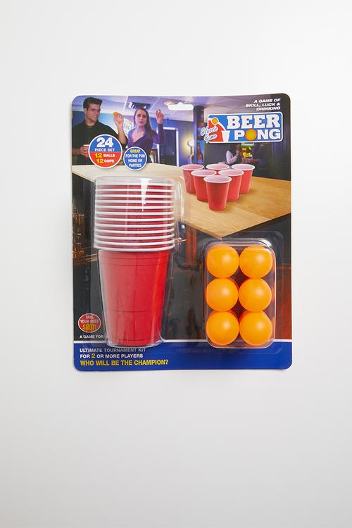 Beer pong set