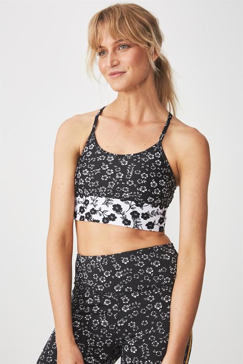 Longline studio crop - white & black 