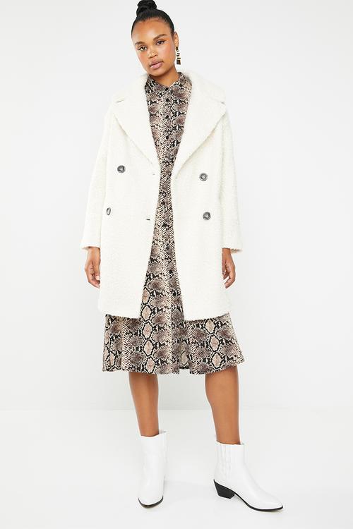 Oversized boucle coat - white