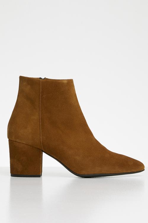 Astrid suede boot - tan