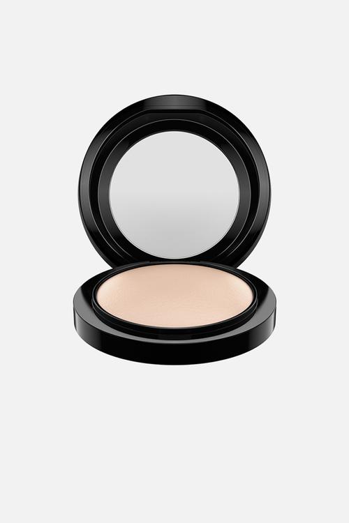 Mineralized Skin Finish Natural - Light