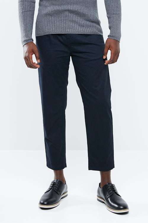 Pleated cropped tapered chino - navy