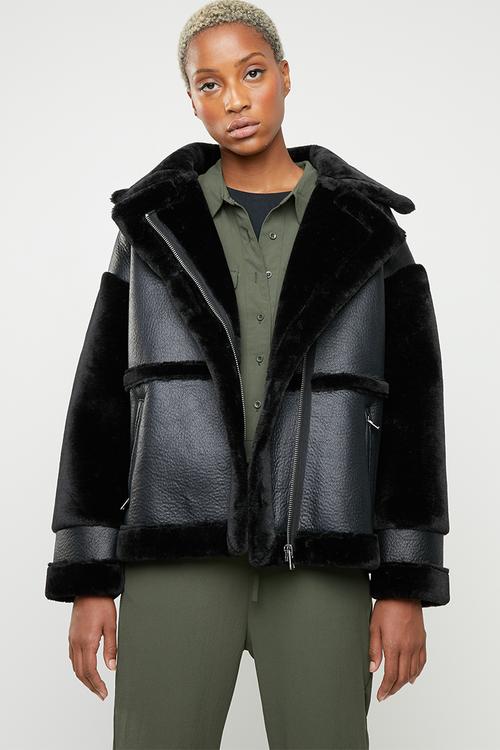 Faux fur sleeve aviator - black