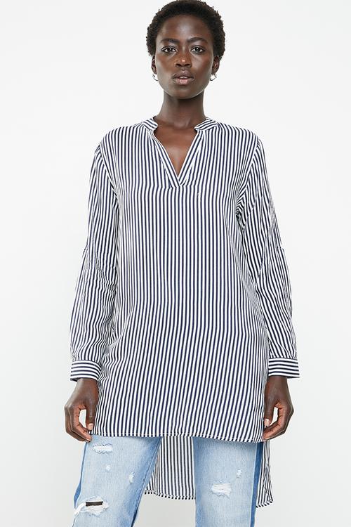 Striped oversized shirt - navy & white