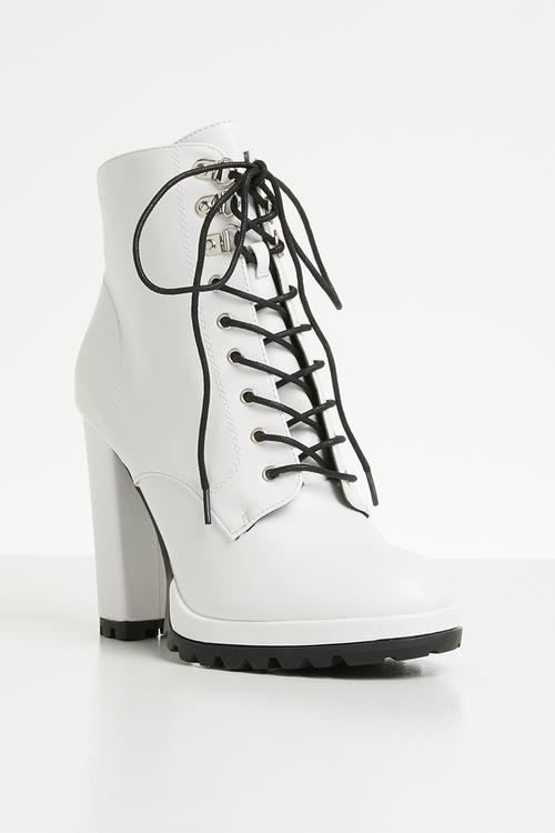 Sidney lace up boot - white