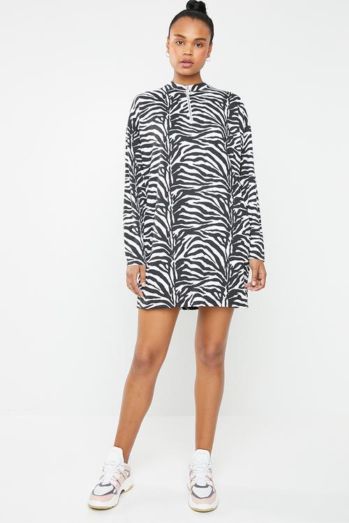 Oversized long sleeve front T-shirt dress - black & white