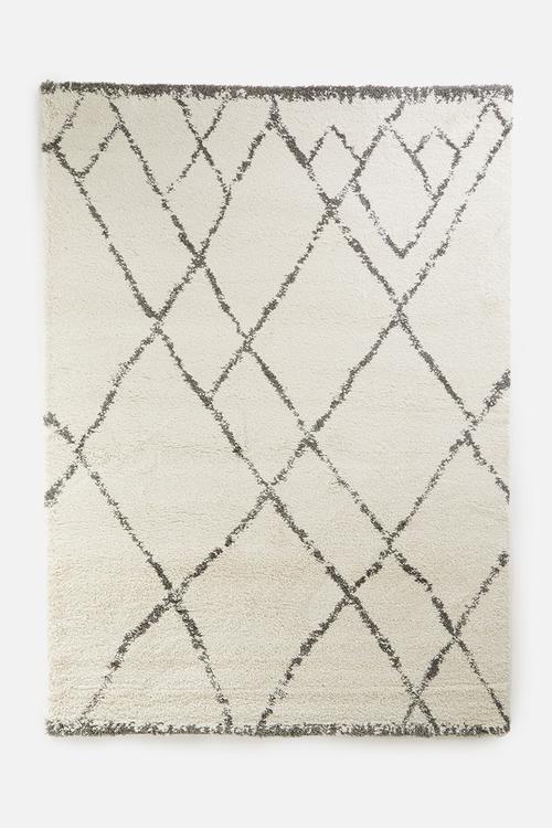 Royal nomadic shaggy rug - cream triangles