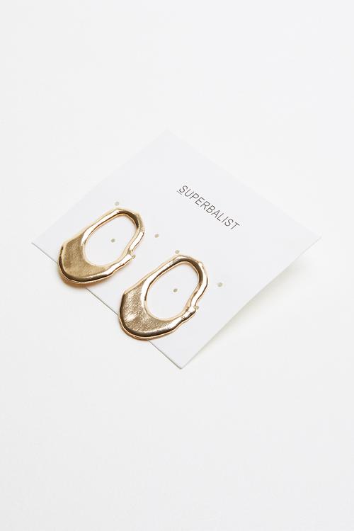 Hammered statement earrings - gold