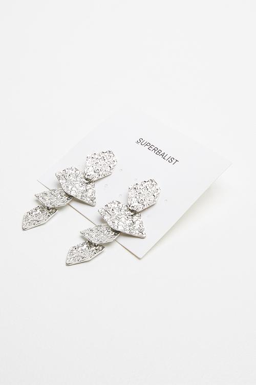 Abstract metal earrings - silver