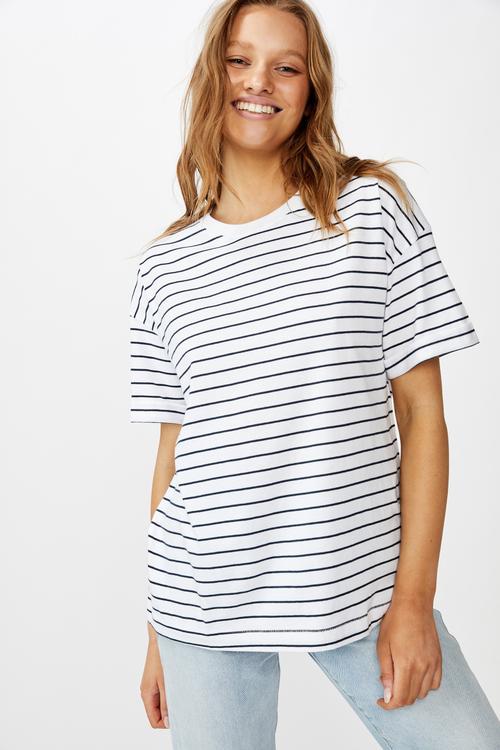 The relaxed boyfriend tee carl stripes - white & navy 