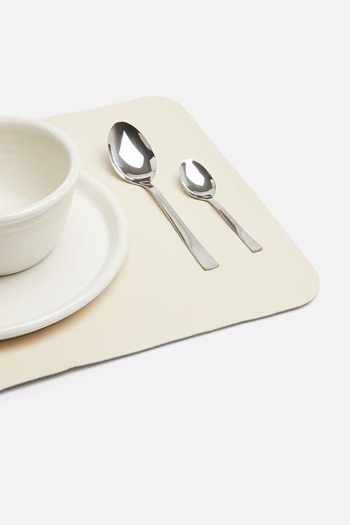The placemat - cream