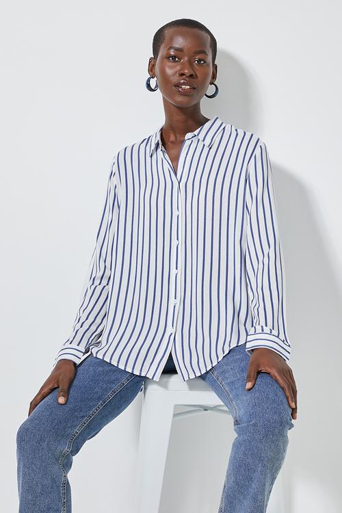 Relaxed curved hem shirt - blue & white