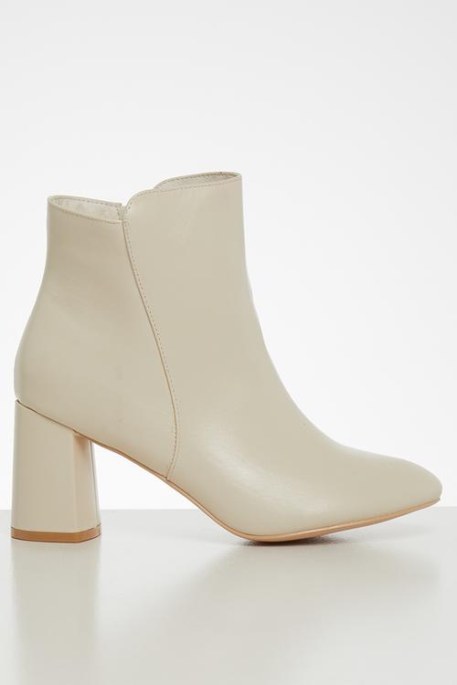 Malaki boot - white