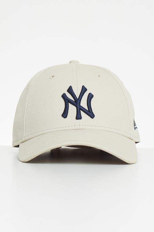 League essential 9forty New York Yankees - stone