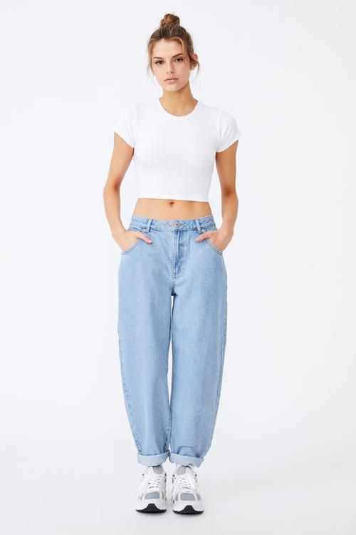 Slouchy jean - 90's blue