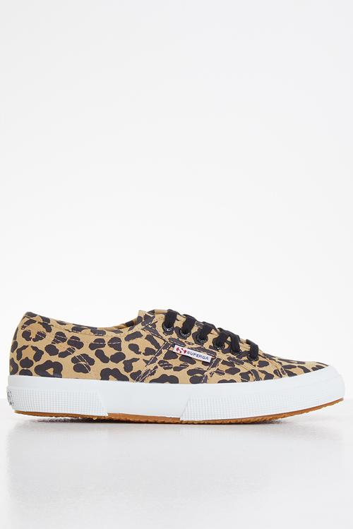 2750 Fantasy 