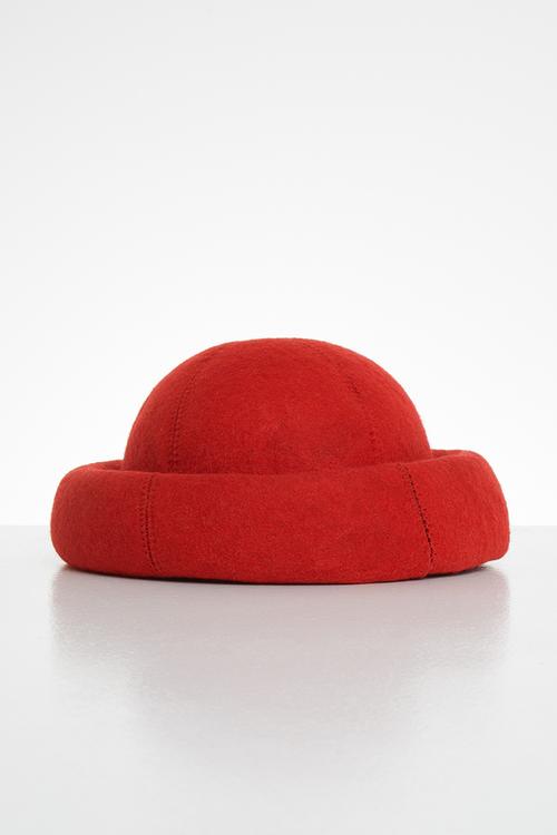 Felt docker hat - red