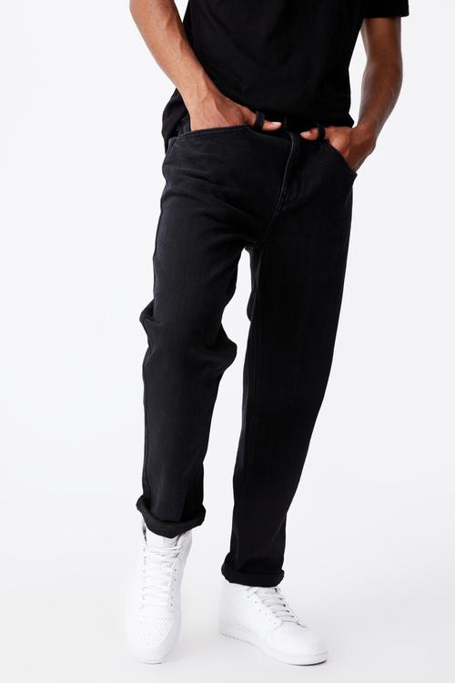 Relaxed fit jean - black wash