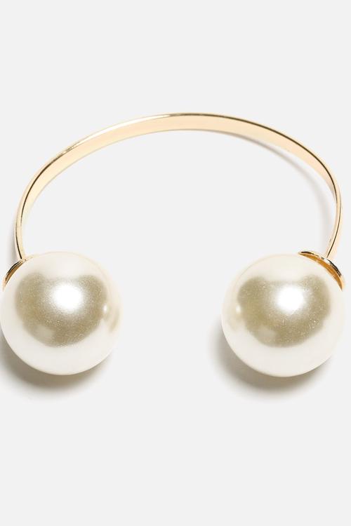 Large Pearl Bracelet