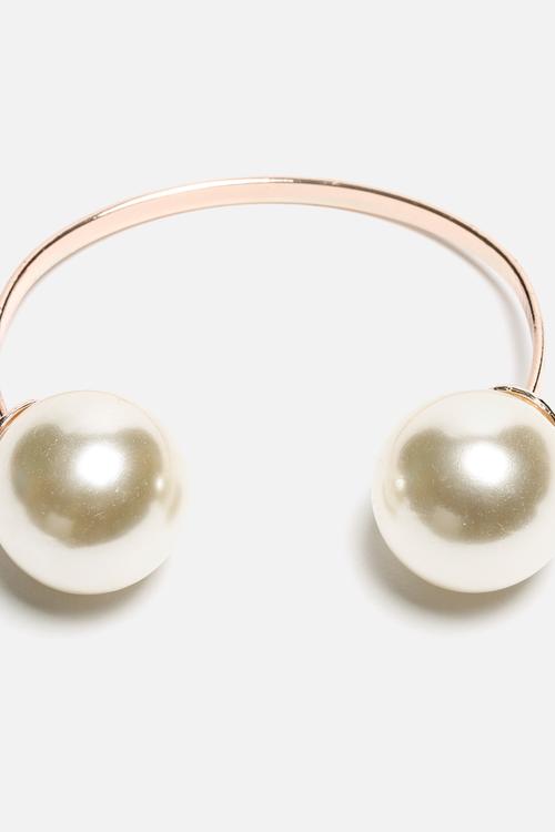 Large Pearl Bracelet