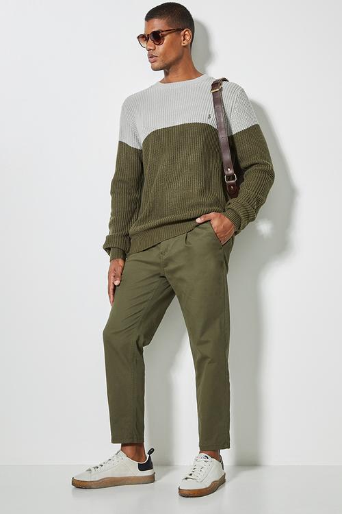 Block chunky crew knit - khaki & grey