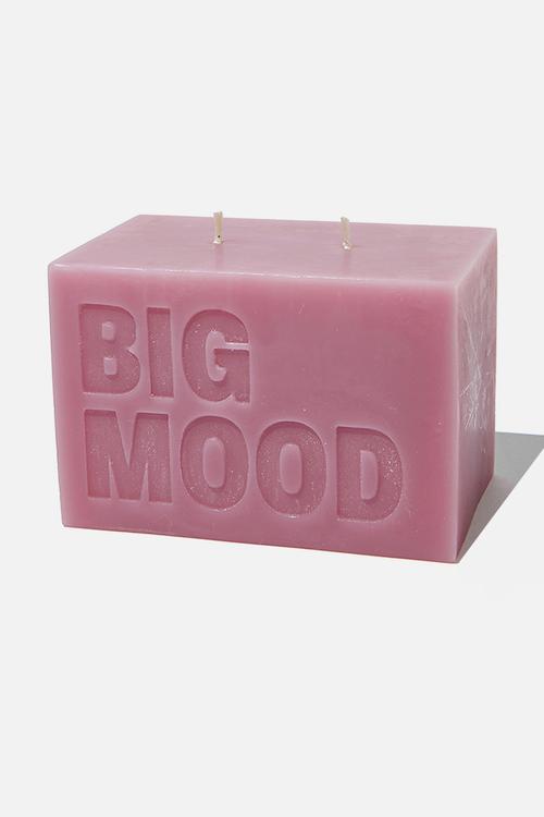 Large block candle-big mood lilac