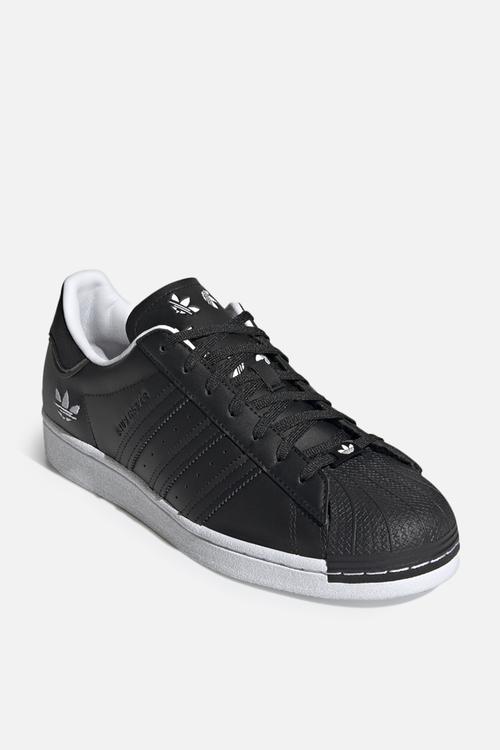 Superstar