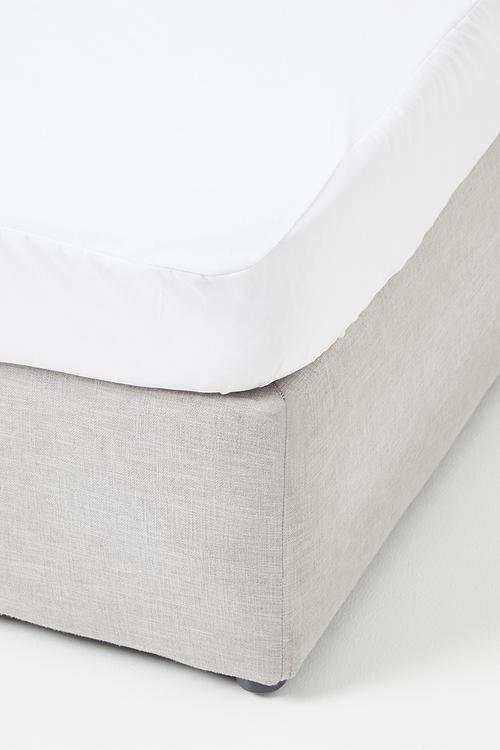Waterproof terry mattress protector - white