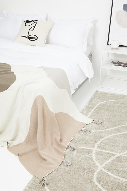 Cotton knitted throw - neutral