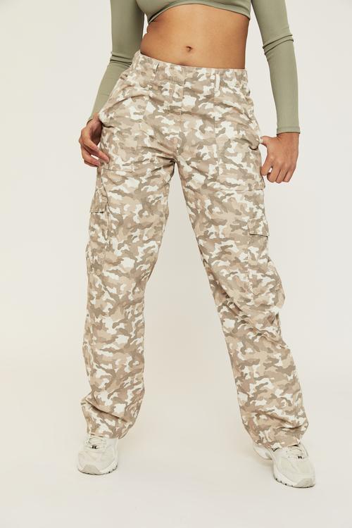 Mikayla cargo pant - kelly camo opal