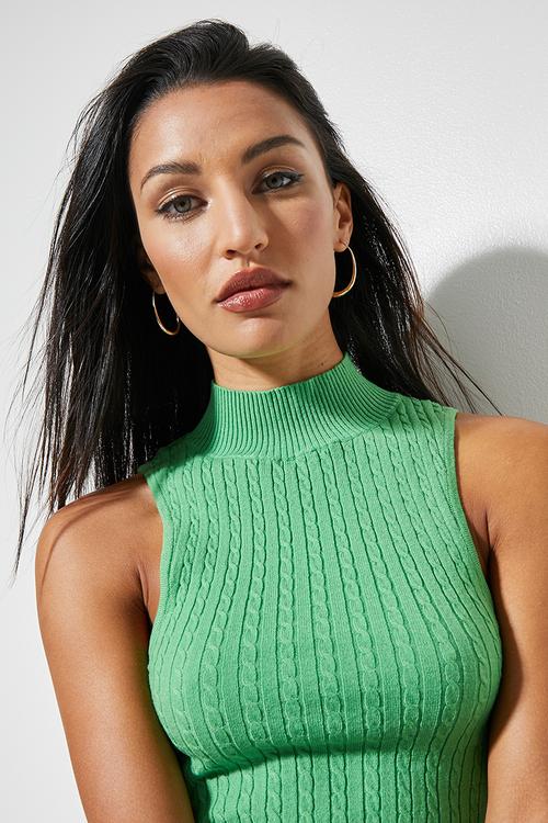 Lola hoop earrings - gold