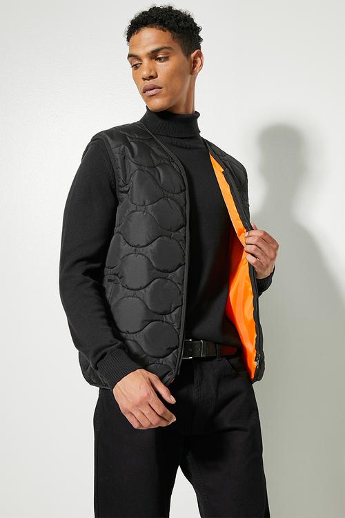 Rowley quilted utility vest - black
