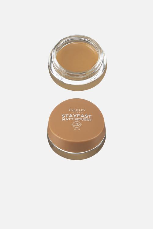 Stayfast Matt Mousse Foundation SPF15 - LM3N