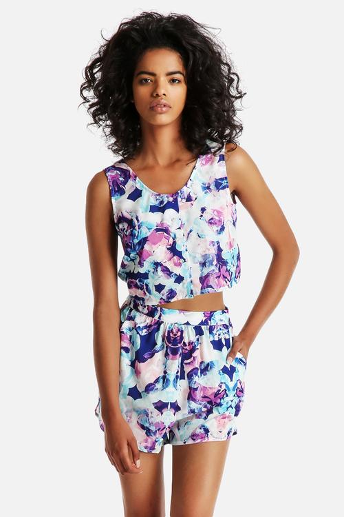 Meth Petal Button Loose Vest