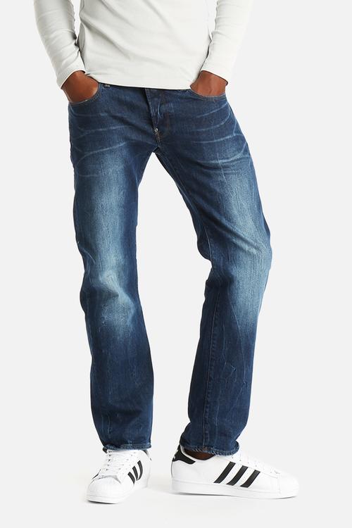Revend Straight Jeans