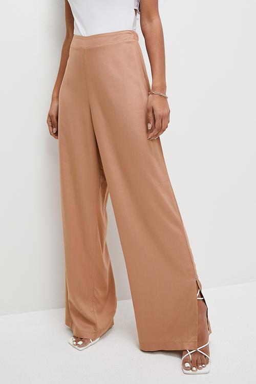 Pull on wide leg trouser with vent - neutral