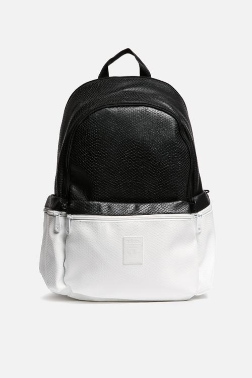 Backpack Snake