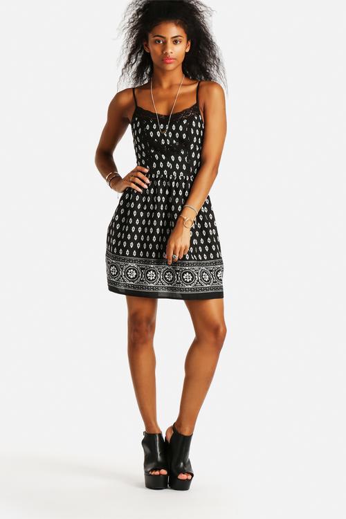 Big Louise Dorder Strappy Sundress