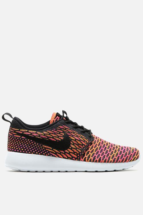 Wmns Roshe One Flyknit