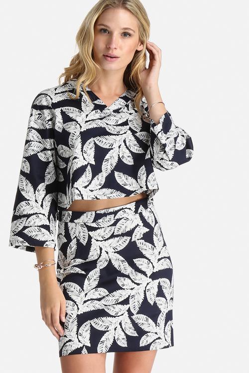 Palm Leaf Print Boxy V Neck Top