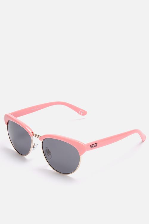 Semirimless Cat