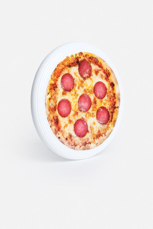 Flying pizza frisbee