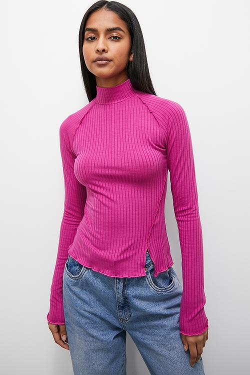 Exposed seam detail funnel neck - purple